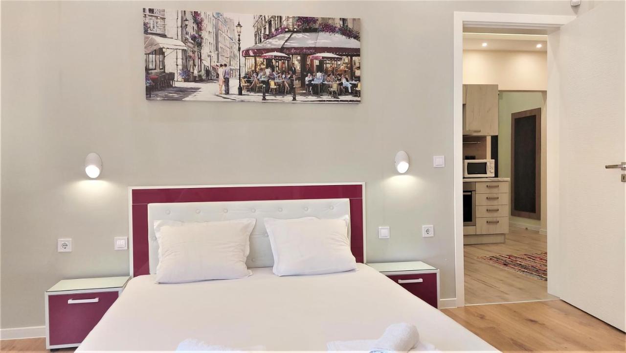 Апартамент Pink&Blue - 2BDR Apartment with Balcony Варна Экстерьер фото