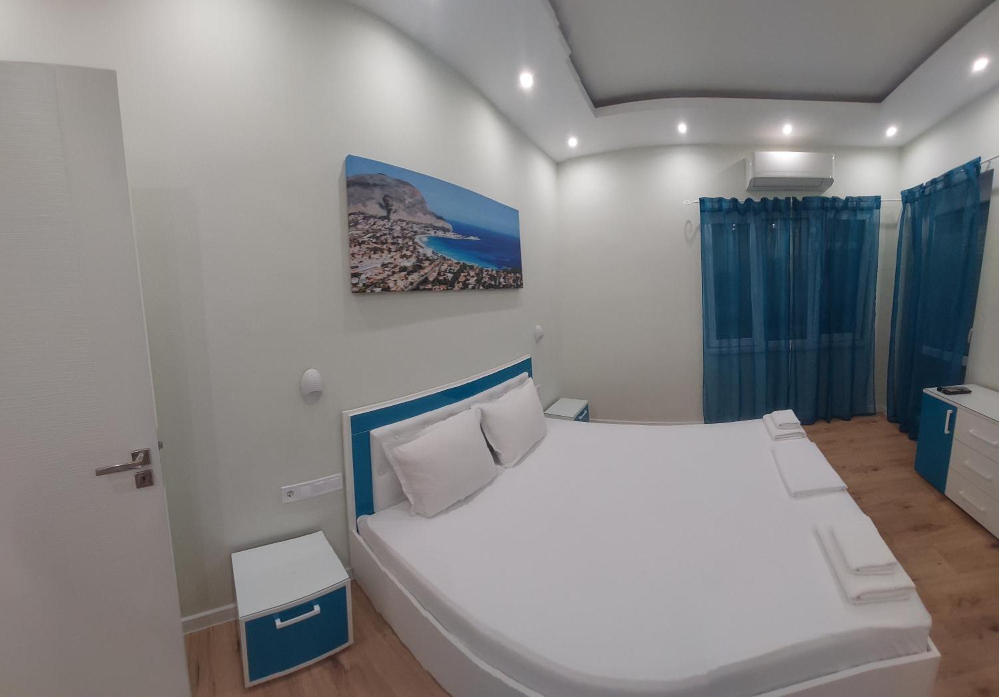 Апартамент Pink&Blue - 2BDR Apartment with Balcony Варна Экстерьер фото